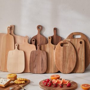 Walnut wood cutting board K1