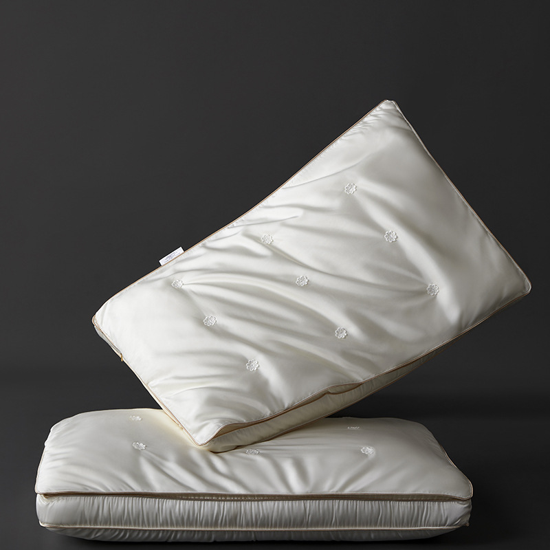 Silk Antibacterial Pillow L6 - Image 5